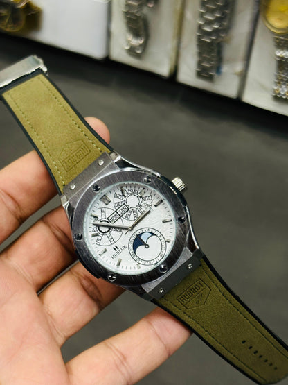 Hublot Classic Fusion Aerofusion MoonPhase Black Strap Silver Bezel Black Dial