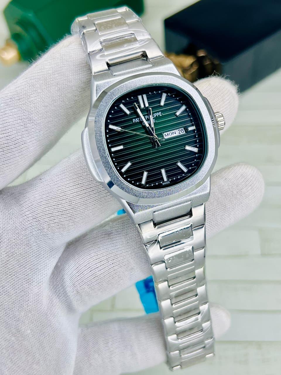 Patek Philippe Nautilus Style Watch – Two-Tone Gold Silver Blue Dial